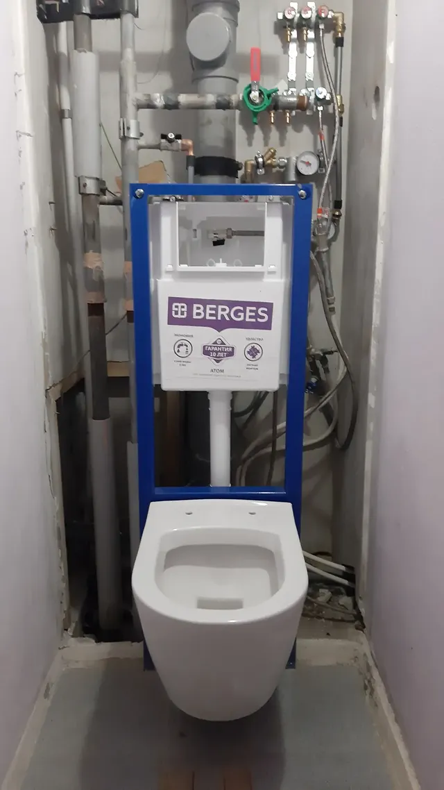 Instalación de inodoro suspendido